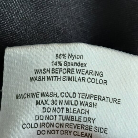 ZYLA ACTIVE ALL STAR ONE MORE REP SPORTS BRA, MESH ZIP,  BLACK SIZE MED - Picture 4 of 6